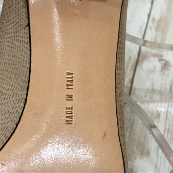 SALVATORE FERRAGAMO Nude Beige Textured Leather Low Heel Pumps Size 8 AAAA - Picture 12 of 15